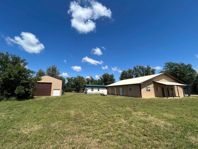 209 PIERRE, Vale, SD 57788