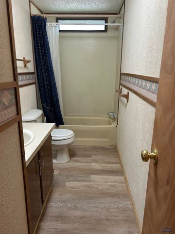 209 PIERRE, Vale, SD 57788