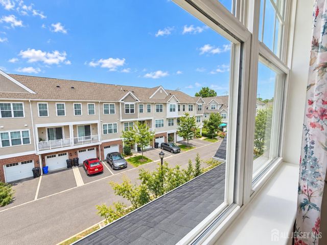 306 Dickson Court, Highland Park, NJ 08904