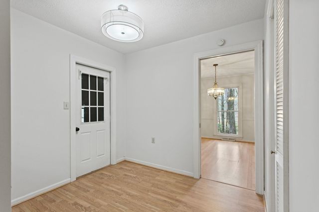 13 Forest Oaks Way, Spartanburg, SC 29307