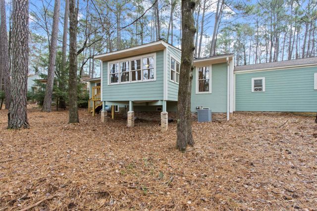 13 Forest Oaks Way, Spartanburg, SC 29307