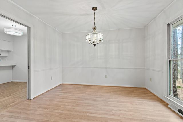 13 Forest Oaks Way, Spartanburg, SC 29307