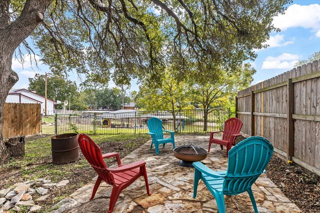 1609 Cheyenne Trail, Granbury, TX 76049