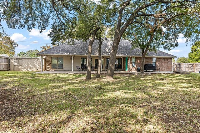 1609 Cheyenne Trail, Granbury, TX 76049