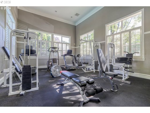 1744 Se HALYARD Ln, Vancouver, WA 98661