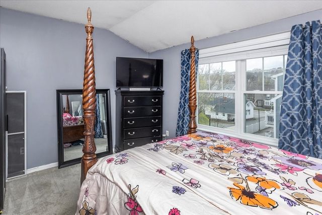 312 Water St 33, Lawrence, MA 01841