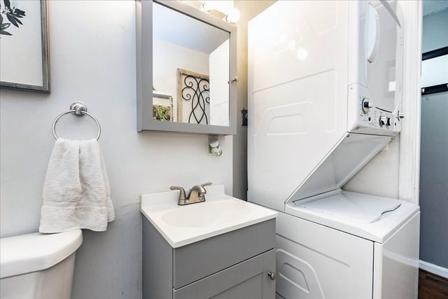 312 Water St 33, Lawrence, MA 01841
