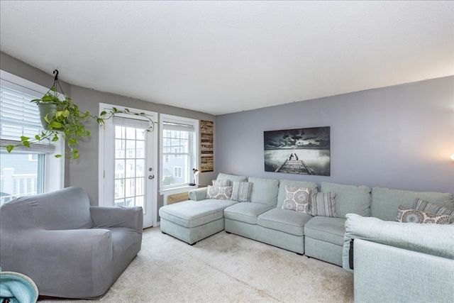 312 Water St 33, Lawrence, MA 01841