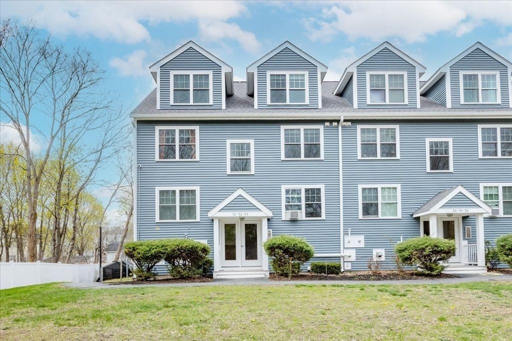 312 Water St 33, Lawrence, MA 01841