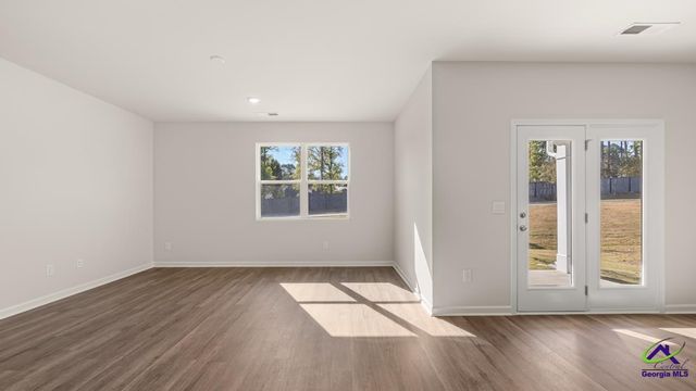 1108 Adirondac Way, Bonaire, GA 31005