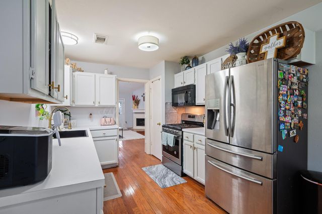 3326 Lakeland Gardens Drive, Katy, TX 77449