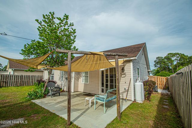 1155 Amber Pines Drive, Leland, NC 28451