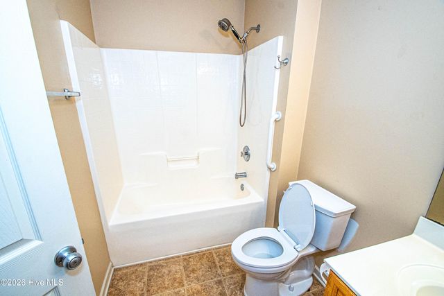 1155 Amber Pines Drive, Leland, NC 28451