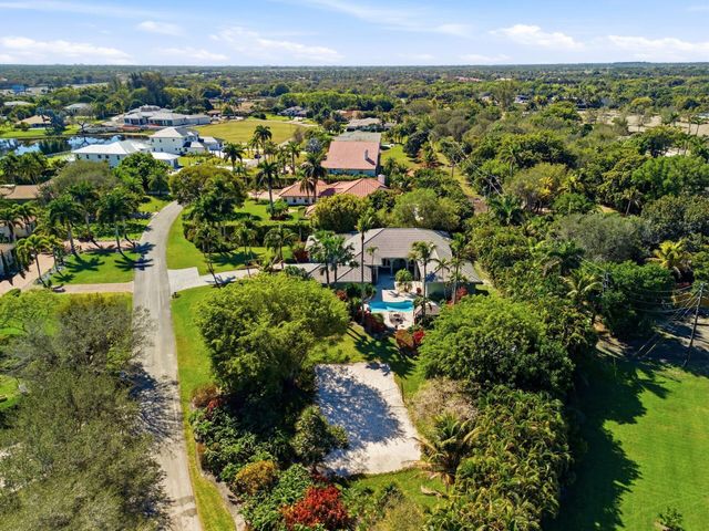 8634 Sawpine Road, Delray Beach, FL 33446