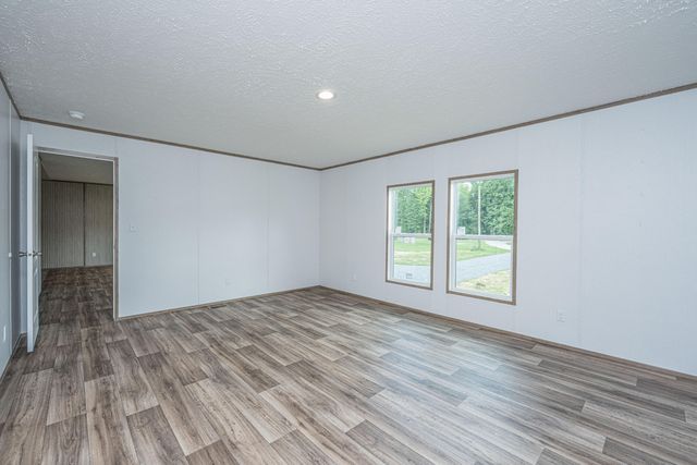 239 Belfast Avenue, Holly Hill, SC 29059
