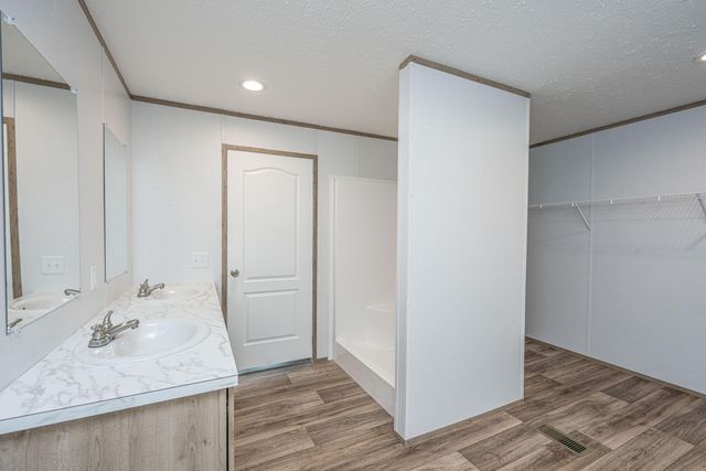 239 Belfast Avenue, Holly Hill, SC 29059