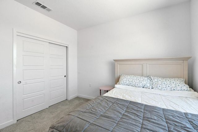 6154 E Ramona Way, Fresno, CA 93727