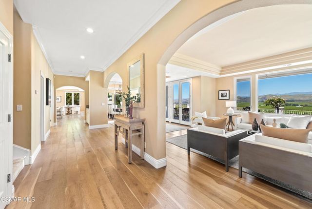 1074 Deseo Avenue, Camarillo, CA 93010