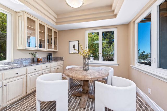 1074 Deseo Avenue, Camarillo, CA 93010