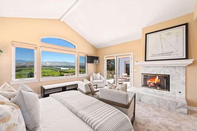 1074 Deseo Avenue, Camarillo, CA 93010