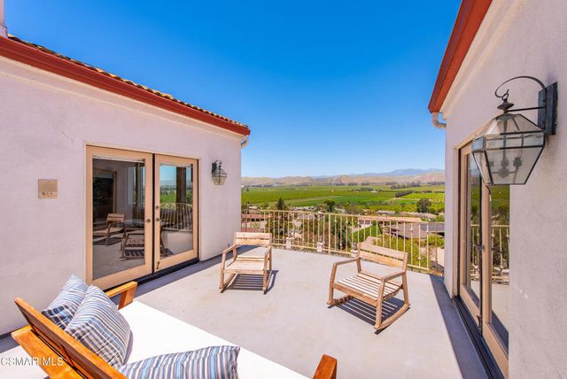 1074 Deseo Avenue, Camarillo, CA 93010