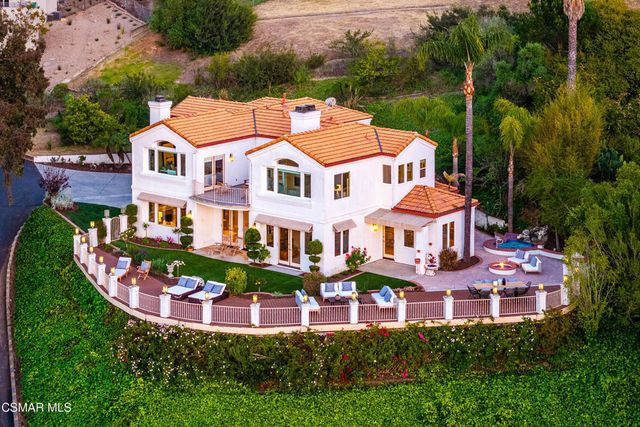 1074 Deseo Avenue, Camarillo, CA 93010