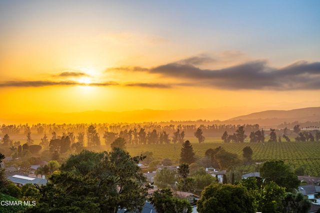 1074 Deseo Avenue, Camarillo, CA 93010