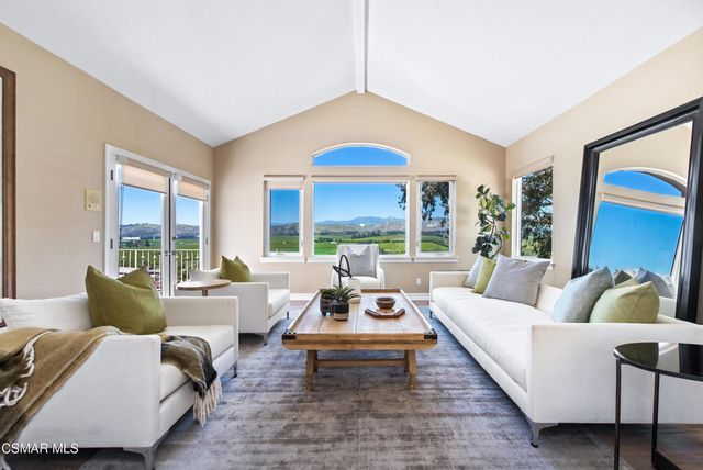 1074 Deseo Avenue, Camarillo, CA 93010