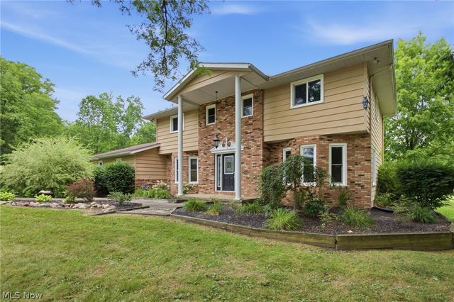 11425 Peach Tree Drive, Chesterland, OH 44026