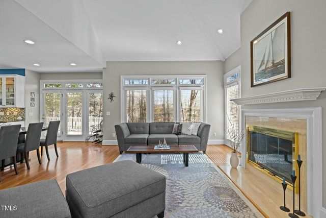 73214 Burrington, Chapel Hill, NC 27517