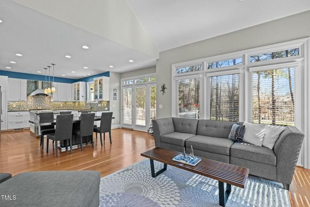 73214 Burrington, Chapel Hill, NC 27517