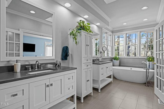 73214 Burrington, Chapel Hill, NC 27517