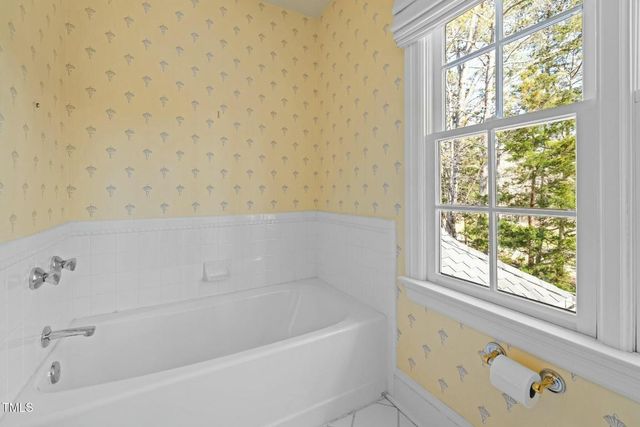 73214 Burrington, Chapel Hill, NC 27517