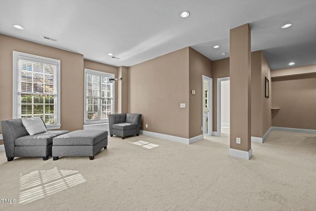 73214 Burrington, Chapel Hill, NC 27517