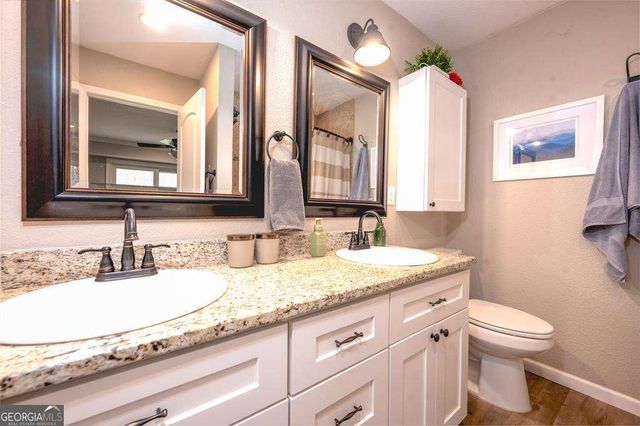 3301 Ellington Road, Hayesville, NC 28904