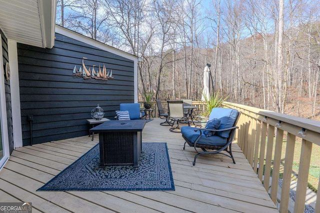 3301 Ellington Road, Hayesville, NC 28904