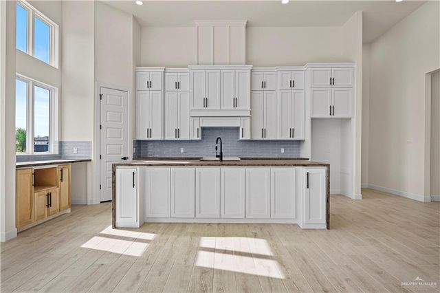 3024 N Adler, Edinburg, TX 78541