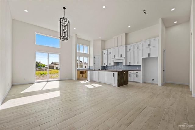 3024 N Adler, Edinburg, TX 78541