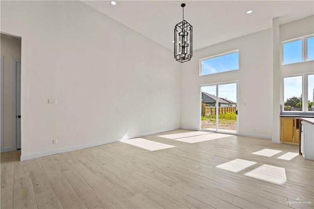 3024 N Adler, Edinburg, TX 78541