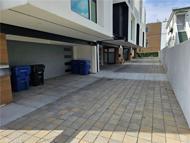 809 N Detroit Street, Los Angeles, CA 90046