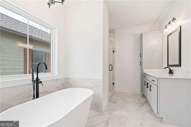 301 Roy Morgan Road, Carrollton, GA 30116