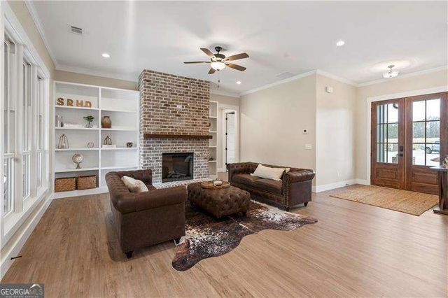 301 Roy Morgan Road, Carrollton, GA 30116