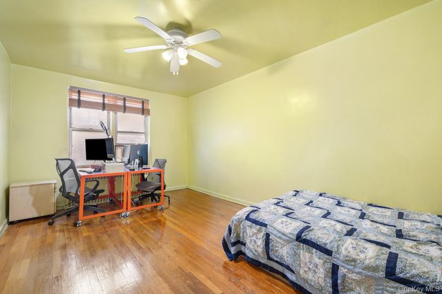 104-20 68th Drive B22, Forest Hills, NY 11375