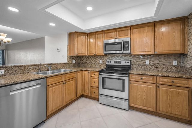 9852 INDIAN KEY TRAIL 71, Seminole, FL 33776