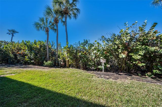 9852 INDIAN KEY TRAIL 71, Seminole, FL 33776