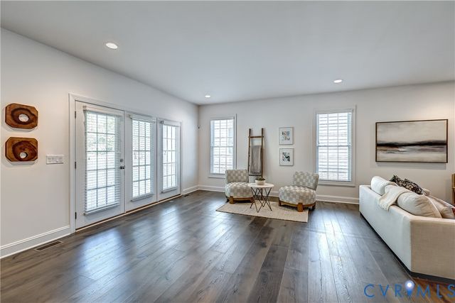 12440 N Crossing Dr, Richmond, VA 23103