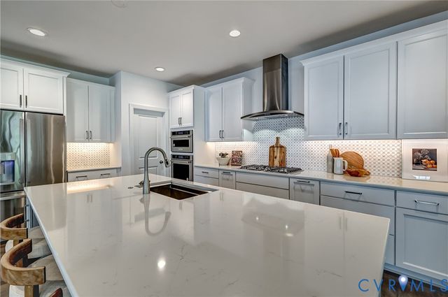 12440 N Crossing Dr, Richmond, VA 23103
