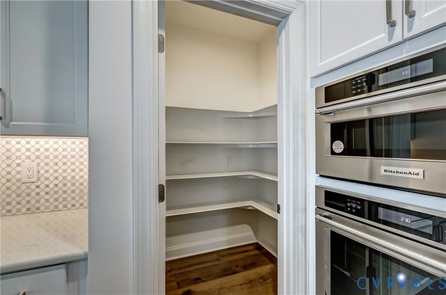 12440 N Crossing Dr, Richmond, VA 23103