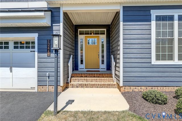 12440 N Crossing Dr, Richmond, VA 23103