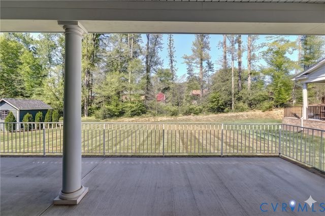 12440 N Crossing Dr, Richmond, VA 23103